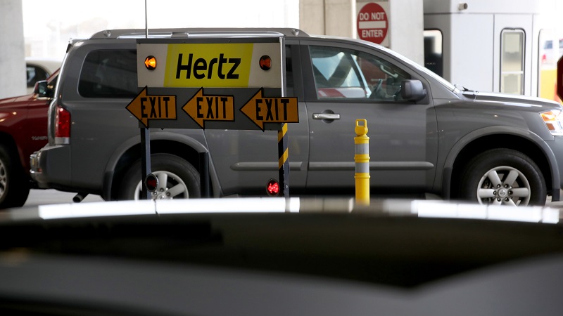 Alugar um carro com a empresa Hertz