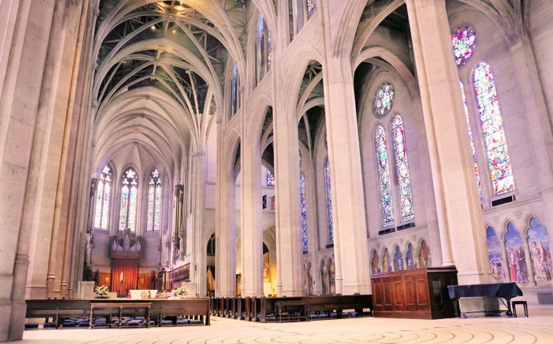 Grace Cathedral - Espaço interno