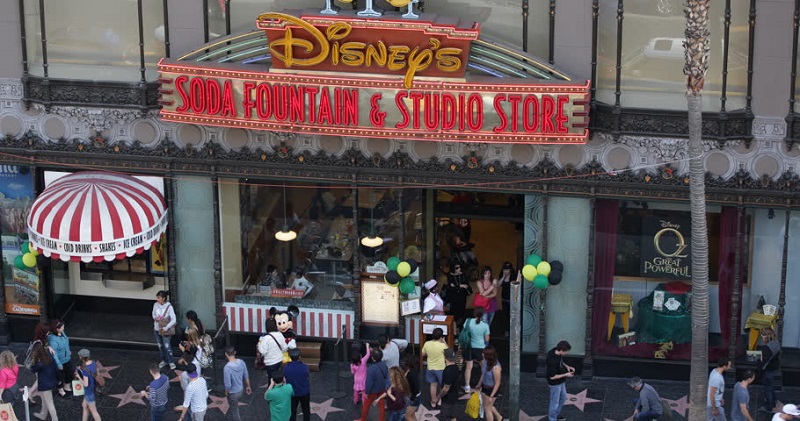 Fachada da Disney Store em Los Angeles