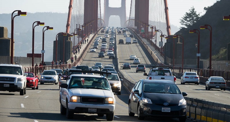 Carros na Ponte Golden Gate - San Francisco