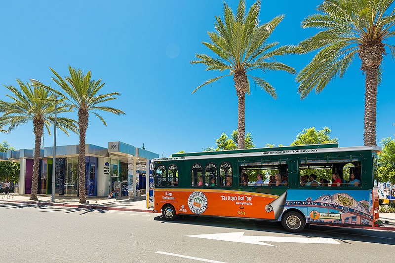 Ônibus turístico em San Diego