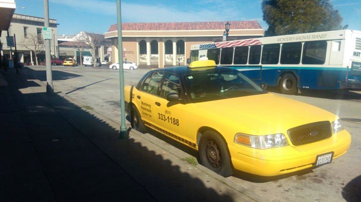Táxi em Monterey