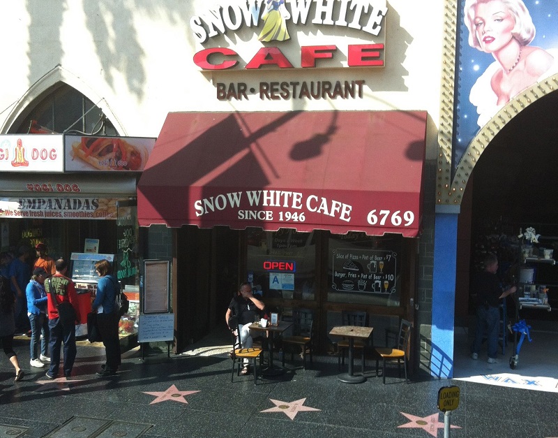 Snow White Café em Los Angeles