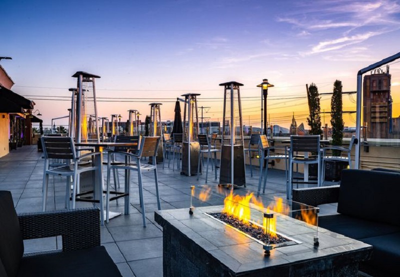 The Fifth Rooftop Restaurant & Bar em Anaheim