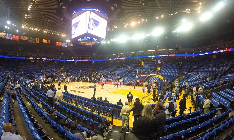 Oakland Arena 